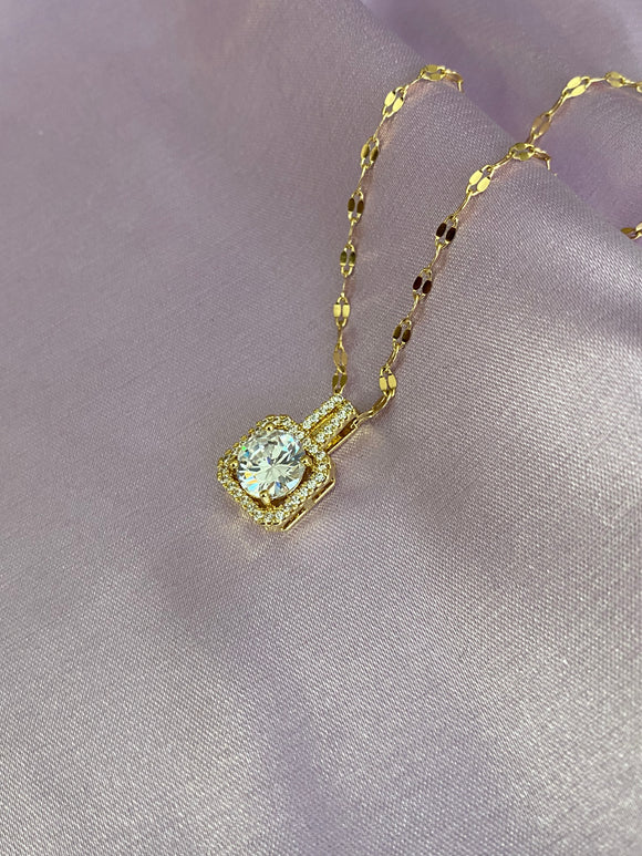 Crystal Elegant Necklace